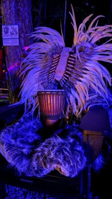 Enchanted Forest Cabin And Teepee! Lights & Laser Show! Private Hot Tub! Unique Stay! Sevierville Ngoại thất bức ảnh
