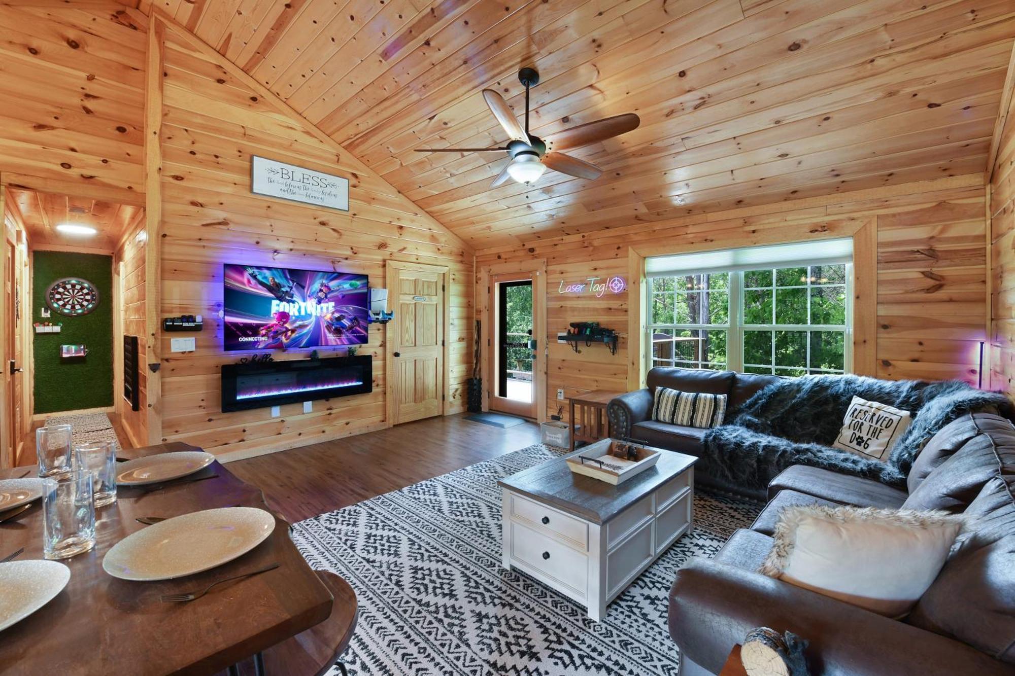 Enchanted Forest Cabin And Teepee! Lights & Laser Show! Private Hot Tub! Unique Stay! Sevierville Ngoại thất bức ảnh